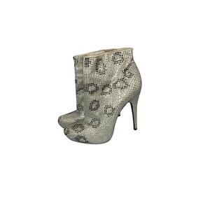 Report Signature CLARKSON Rhinestone Boots size 8